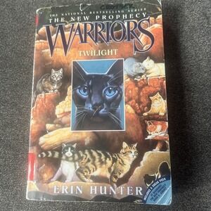 Twilight by Erin Hunter (2007, Trade Paperback)
